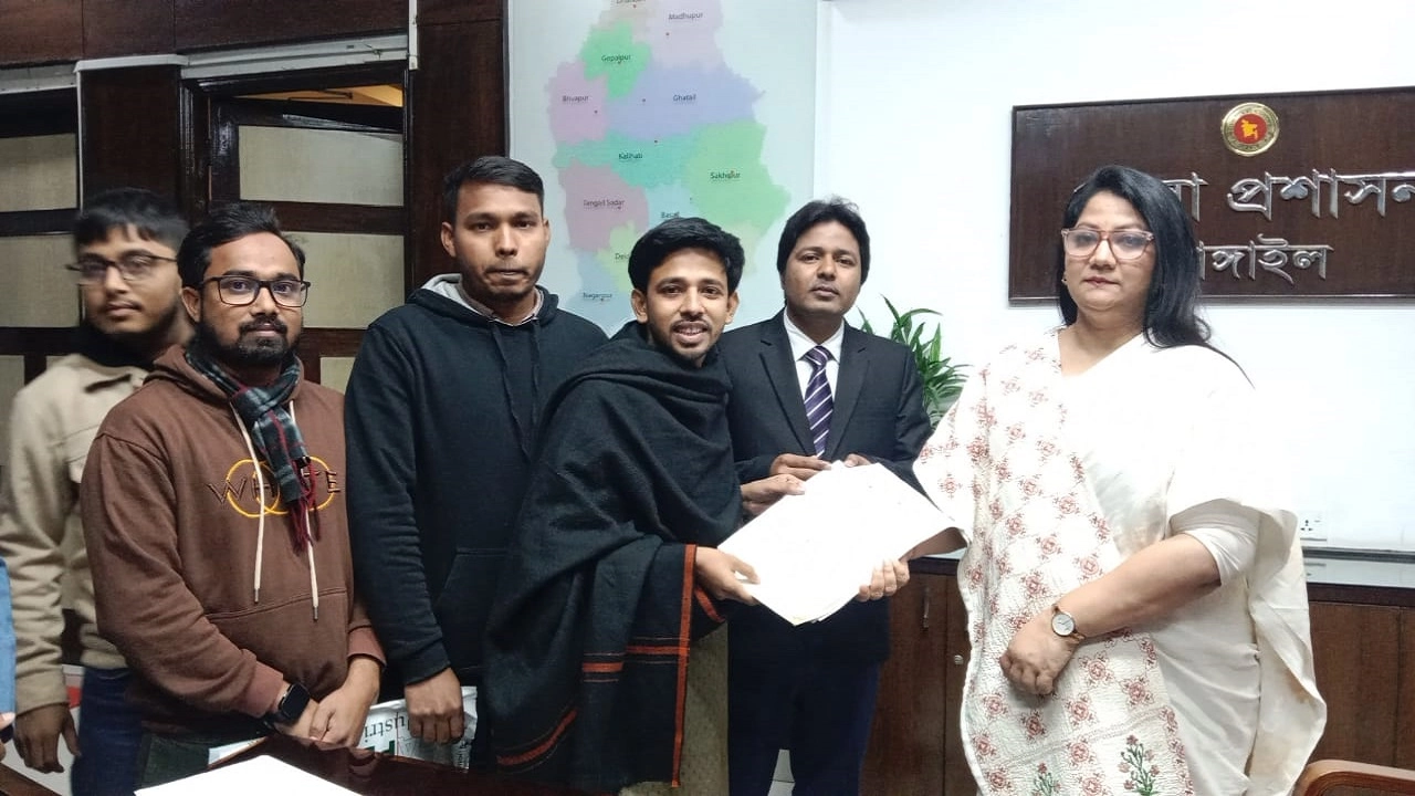 গণঅধিকার পরিষদের প্রার্থীর মনোনয়নপত্র দাখিল