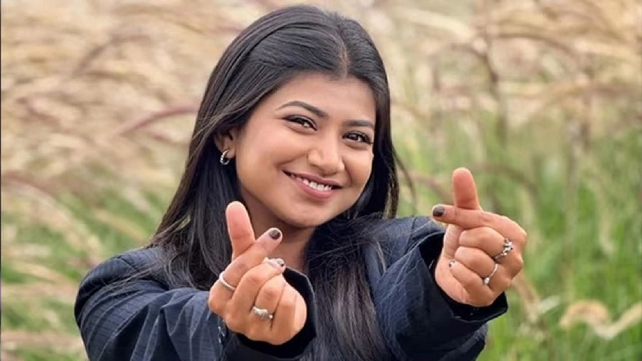 অভিনেত্রী নন্দিনী সিএম