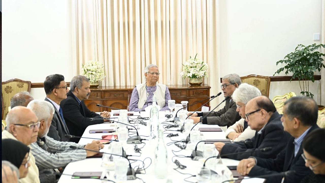 রাষ্ট্রীয় অতিথি ভবন যমুনায় উপদেষ্টা পরিষদের বিশেষ সভা