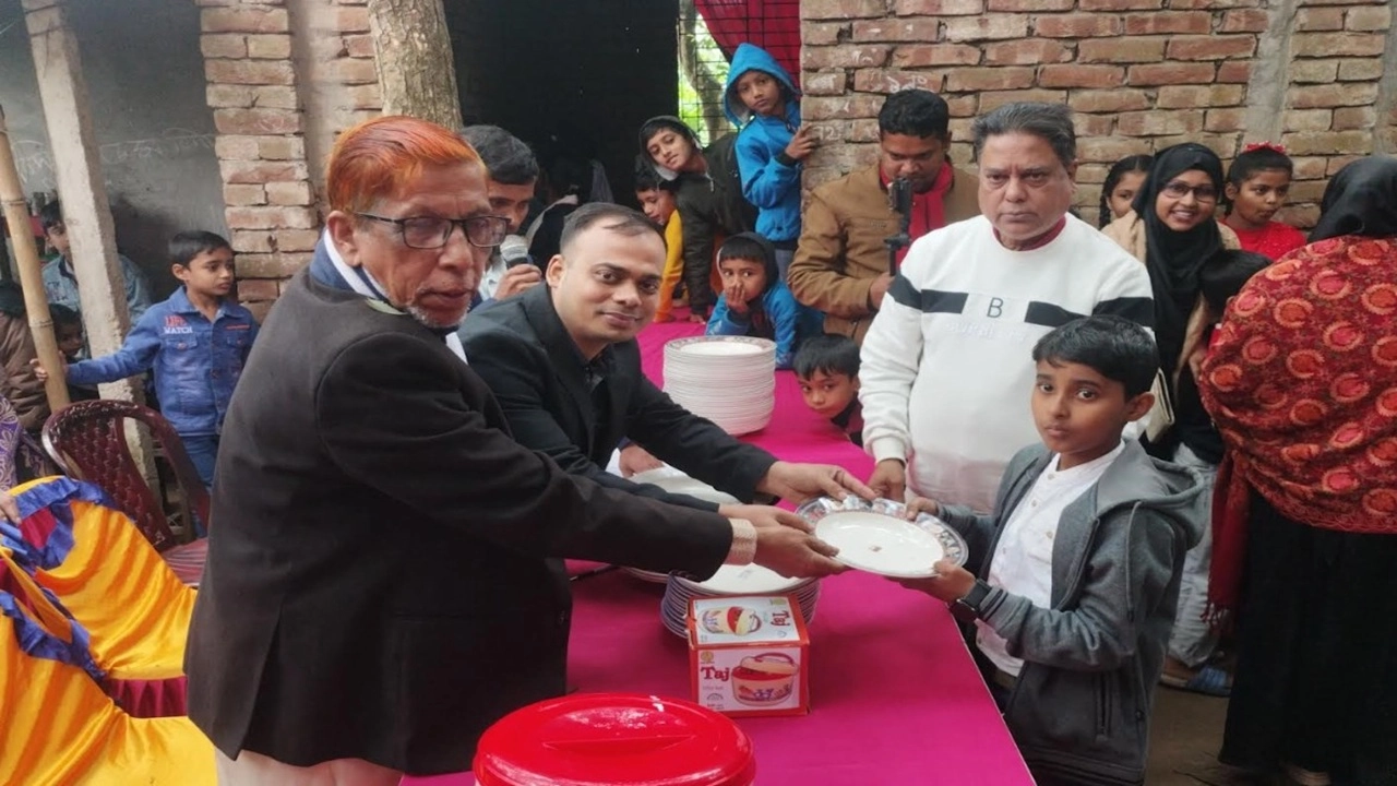 নরসিংদীর রায়পুরার উপজেলার বলাকা কিন্ডার গার্টেনের বার্ষিক পরীক্ষার ফলাফল প্রকাশ