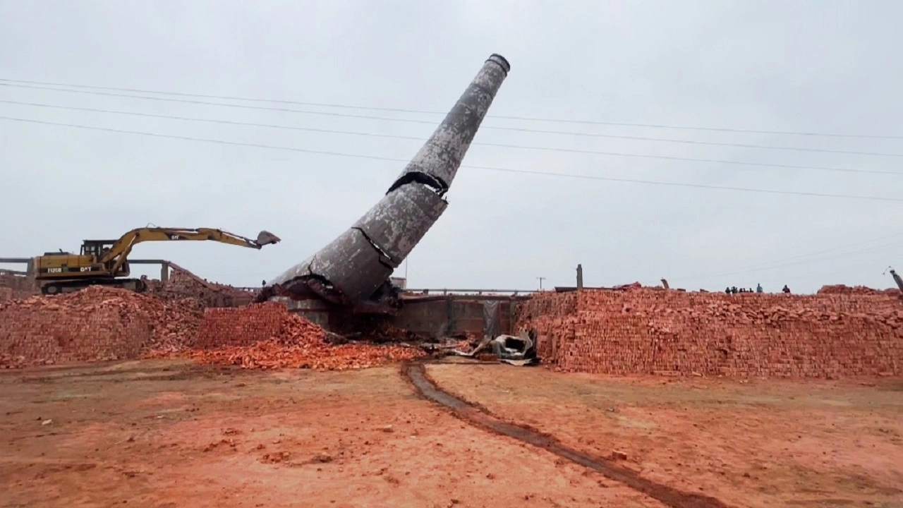 অবৈধ ইটভাটার কার্যক্রম বন্ধ