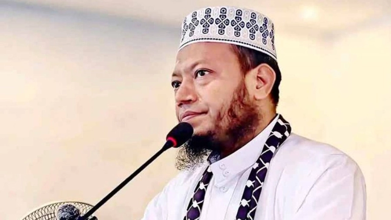 মুফতি আমির হামজা।  