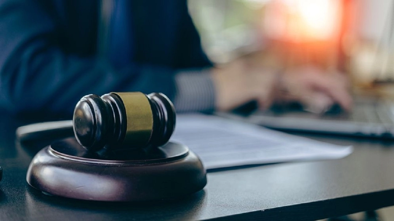 নিলামে উঠবে ক্যাপ