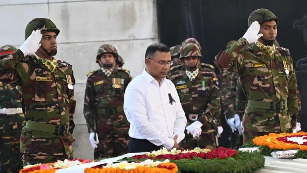 বেগম খালেদা জিয়ার প্রতি শ্রদ্ধা জানান সন্তান তারেক রহমান