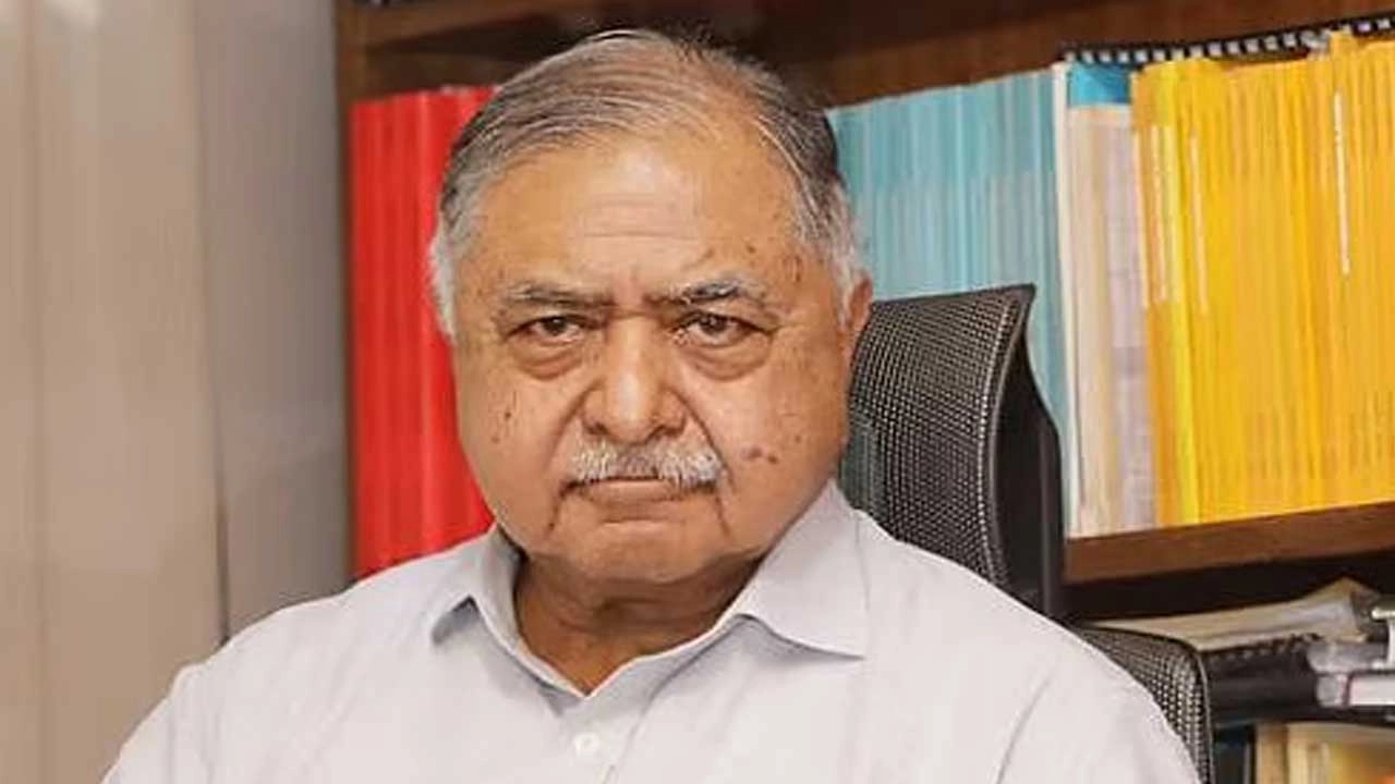 ড. কামাল হোসেন