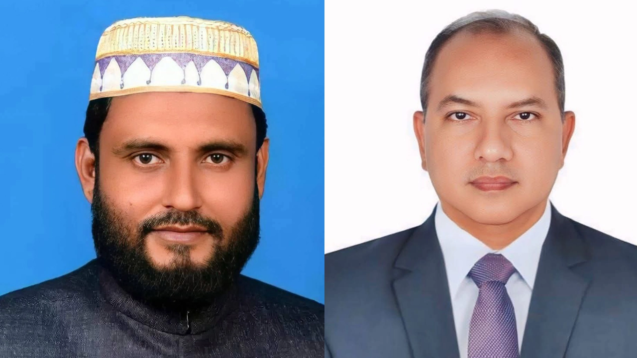 বাঁয়ে অধ্যাপক মাজেদুর রহমান ও মোস্তফা মহসিন সরদার