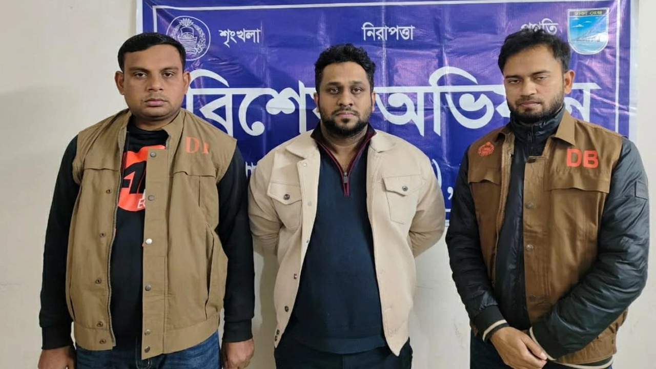 সাভার পৌরসভার নিষিদ্ধ ঘোষিত যুবলীগ নেতা তূর্যকে (৩০) গ্রেফতার