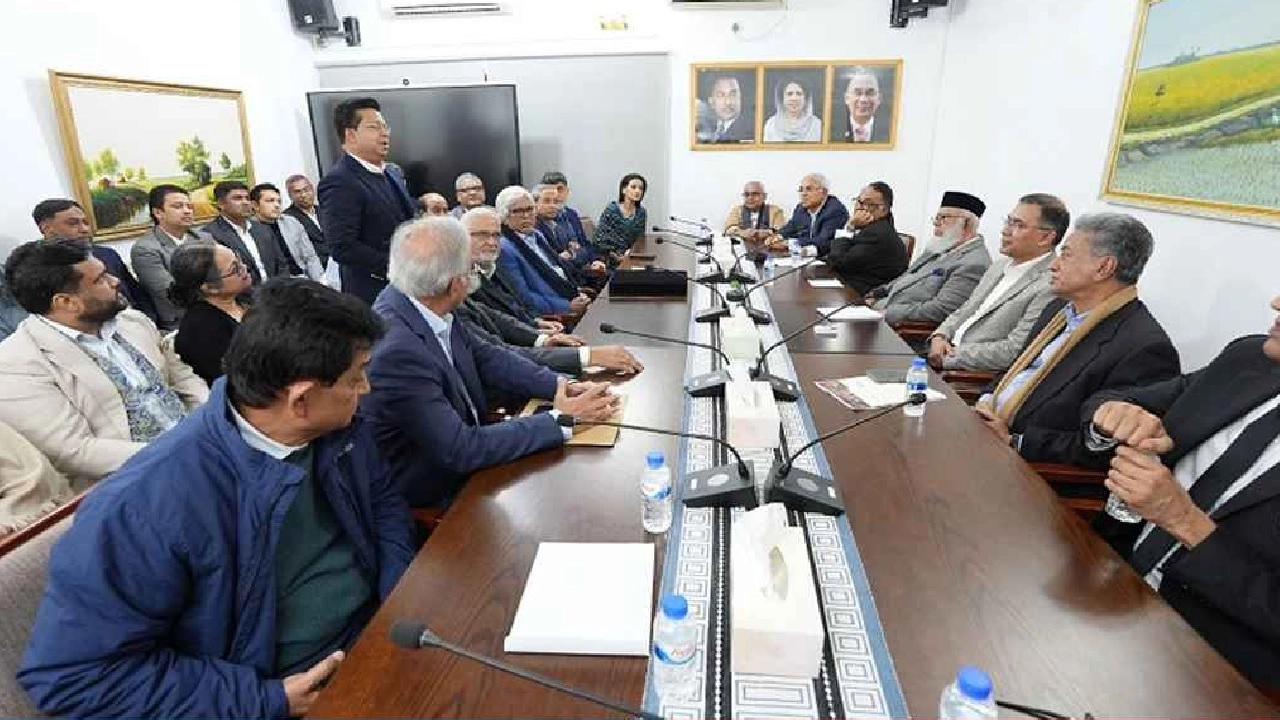 তারেক রহমানের সঙ্গে শীর্ষ ব্যবসায়ী নেতাদের বৈঠক