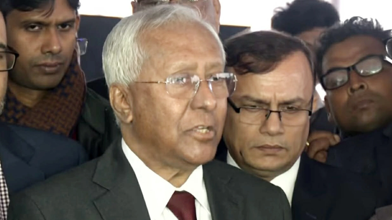 নির্বাচন কমিশনের সিনিয়র সচিব আখতার আহমেদ