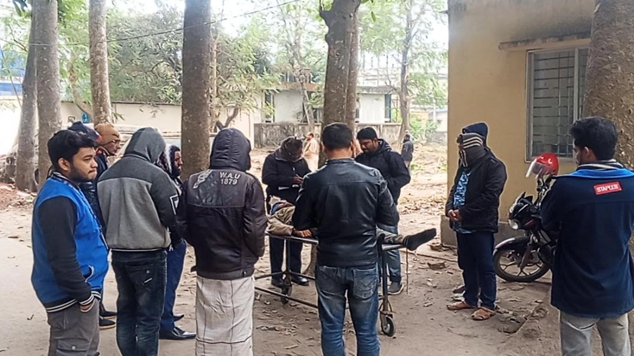 গণপিটুনিতে বাসচালক হাসপাতালে