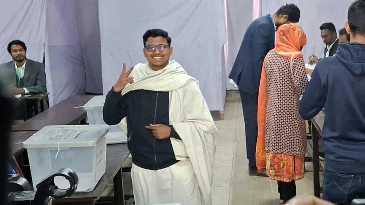 ছাত্রশিবিরের ভিপি প্রার্থী রিয়াজুল ইসলাম