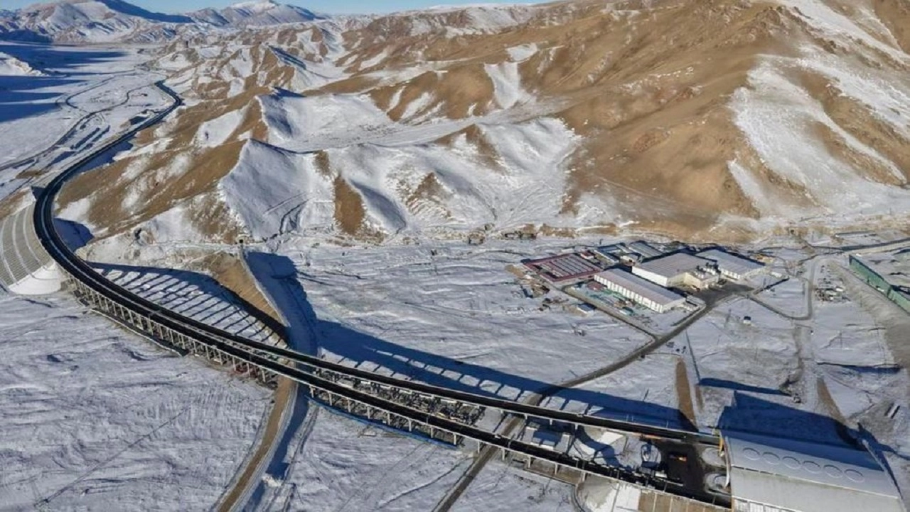 চীনে বিশ্বের দীর্ঘতম এক্সপ্রেসওয়ে টানেল