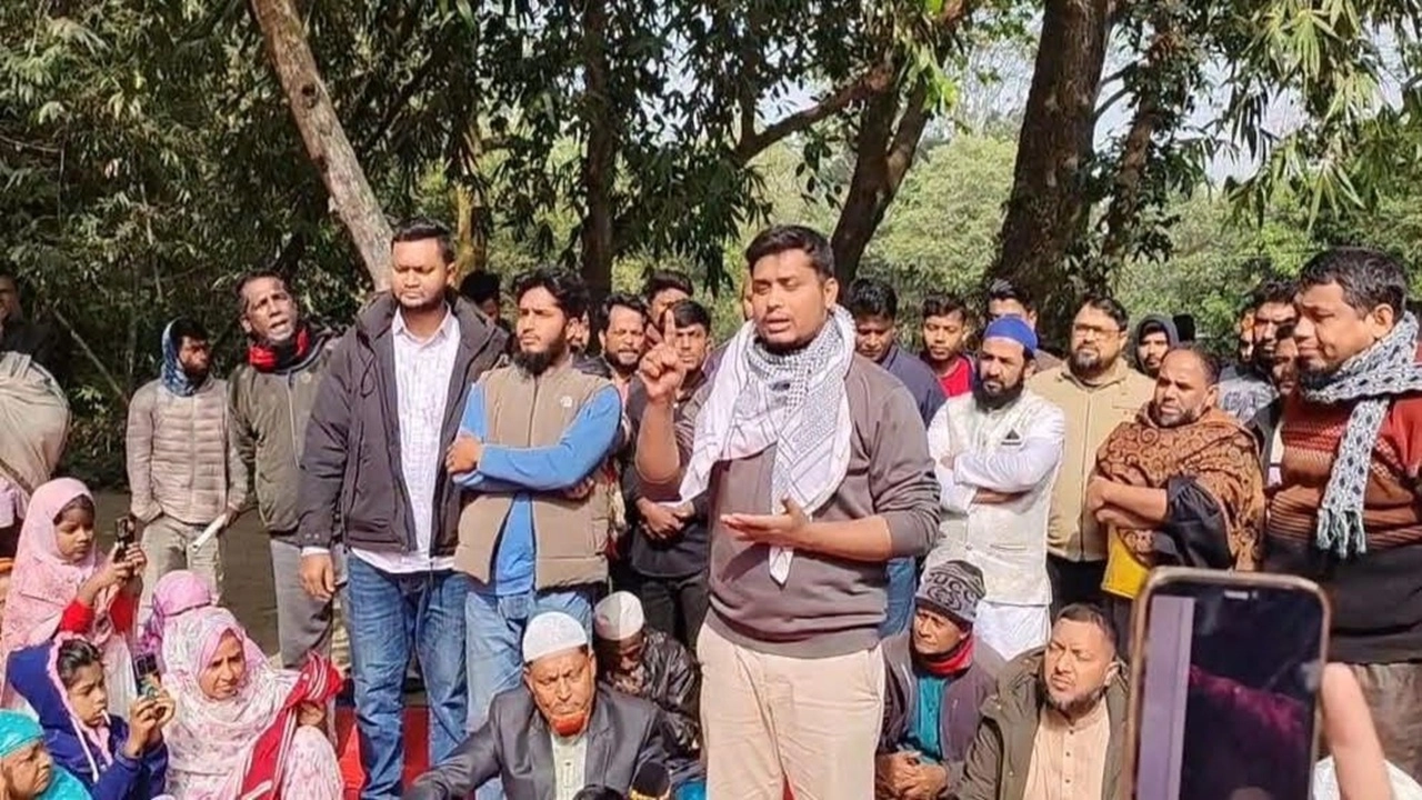 আগ্রাসনবিরোধী পদযাত্রায় হাসনাত আবদুল্লাহ