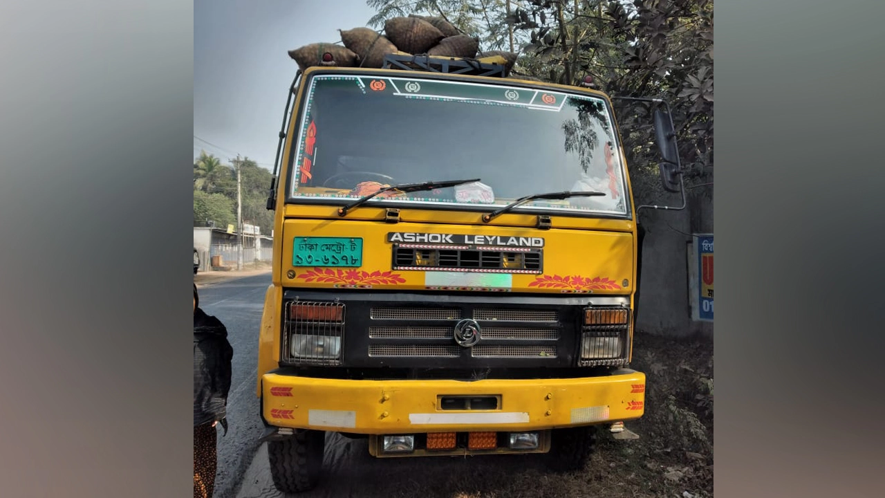 মালবাহী ট্রাক