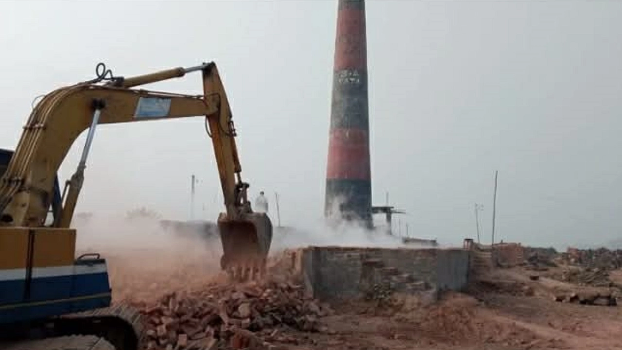 ইটভাটায় অভিযান