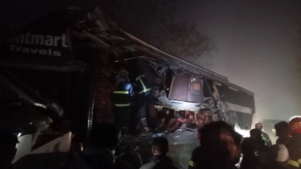 সড়ক দুর্ঘটনা