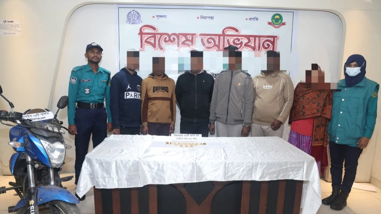 স্বর্ণ ছিনতাই মামলার মূল হোতাসহ ৬ জনকে গ্রেফতার