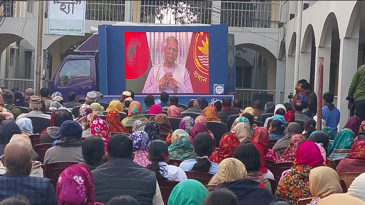 কালুখালীতে বিশেষ প্রচার কার্যক্রম চালিয়েছে ভ্রাম্যমাণ ‘ভোটের গাড়ি’