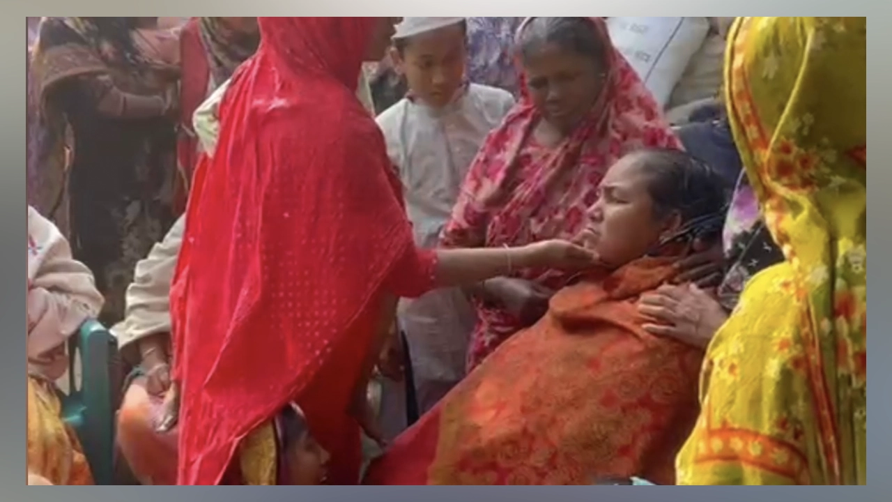 নিহত স্বজনদের আহাজারি