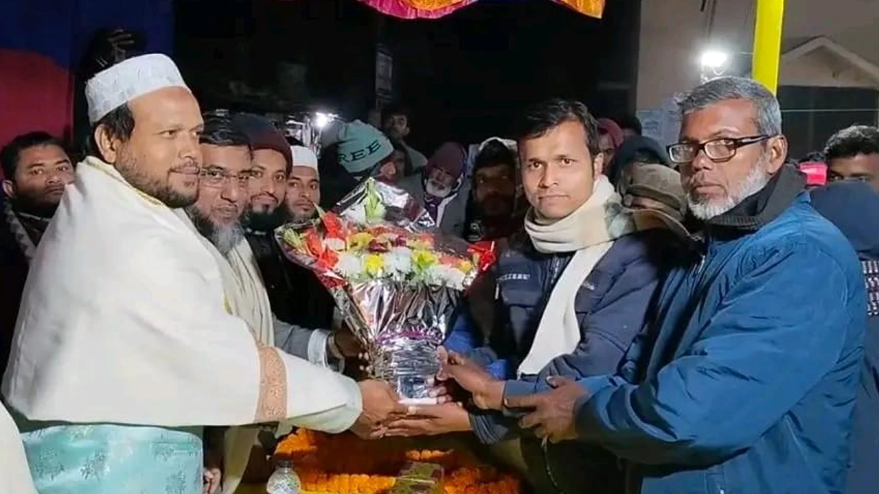 ঝালকাঠিতে শতাধিক সনাতন ধর্মাবলম্বীর জামায়াতে যোগদান