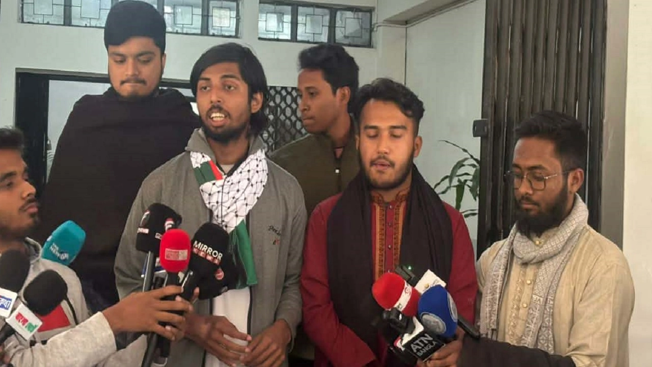 ঢাবি শিক্ষার্থীদের আল্টিমেটাম