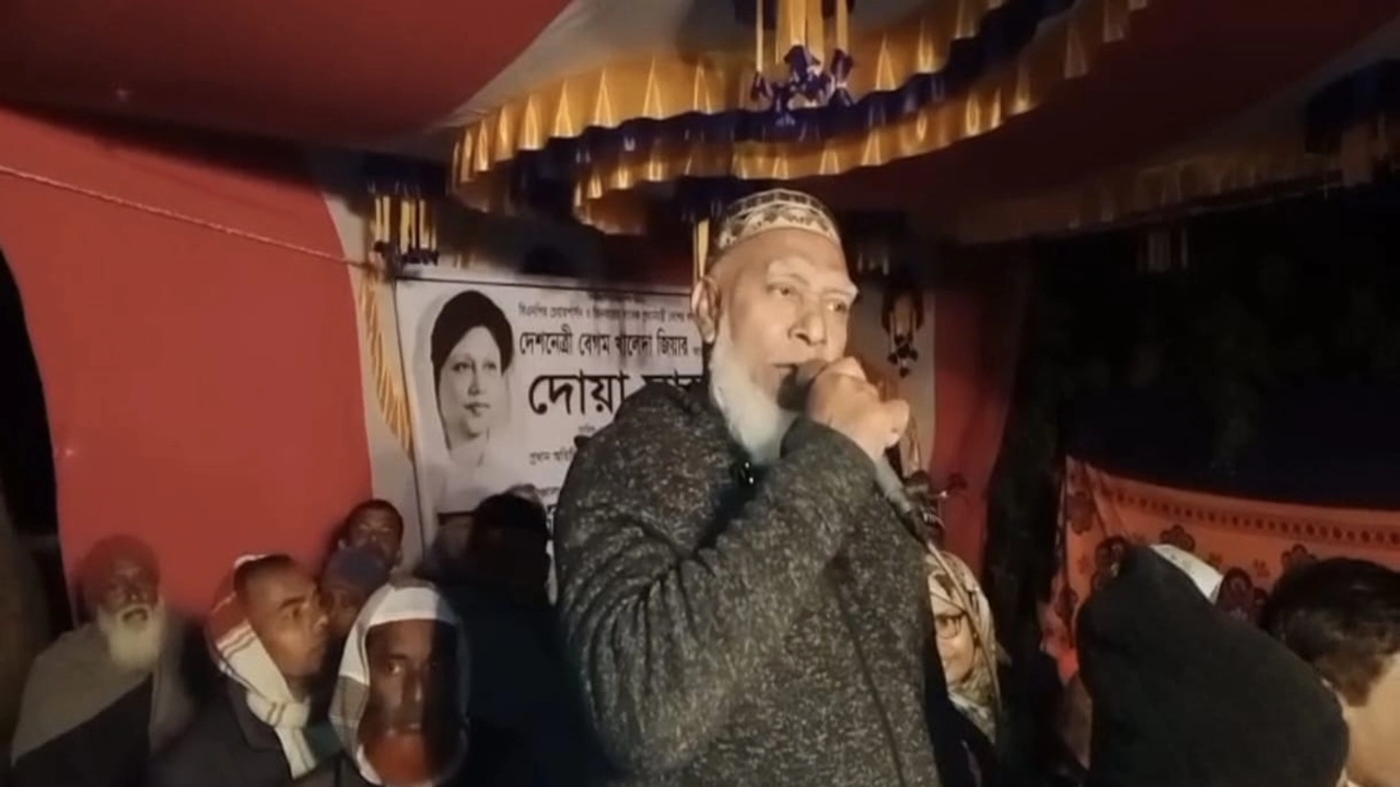 রুপাপাত ইউনিয়নের কদমী গ্রামের বাসিন্দা ও আওয়ামী লীগ সমর্থক কাজী আতিউর রহমান রবি