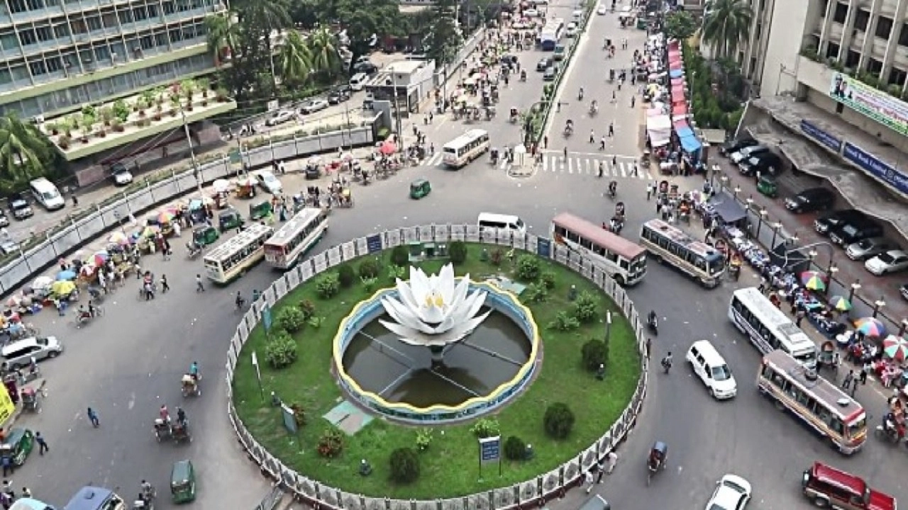 রাজধানীর শাপলা চত্বর। ছবি: সংগৃহীত