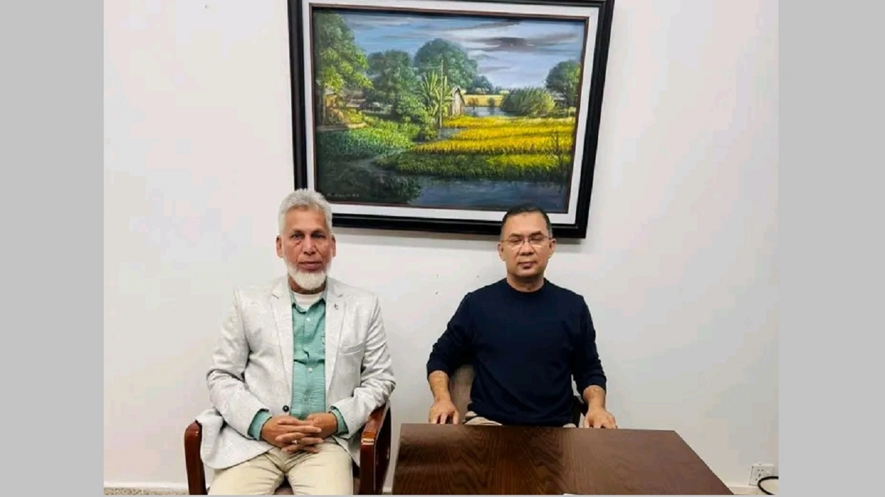 বিএনপি নেতা আঃ সত্তার খান ও বিএনপির চেয়ারম্যান তারেক রহমান