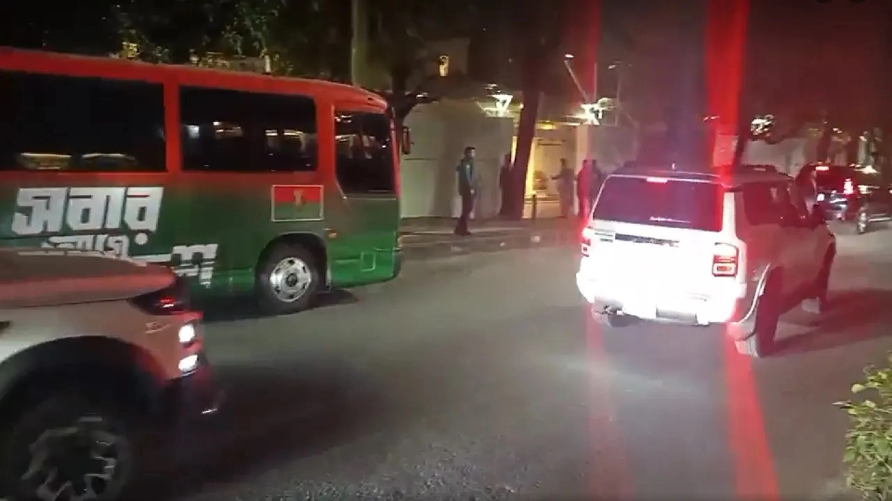 সপরিবারে যমুনার উদ্দেশে তারেক রহমান