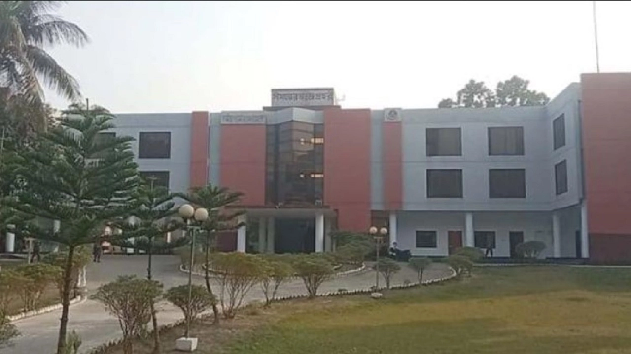 নির্বাচন ঘিরে দক্ষিণ-পশ্চিমাঞ্চলে সর্বোচ্চ নিরাপত্তায় যশোর রিজিয়নে ২০৯ প্লাটুন বিজিবি মোতায়েন