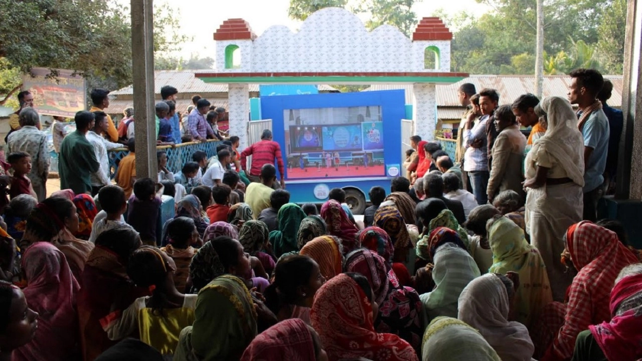 চুনারুঘাটে ভোট সচেতনতা ক্যারাভান অনুষ্ঠিত