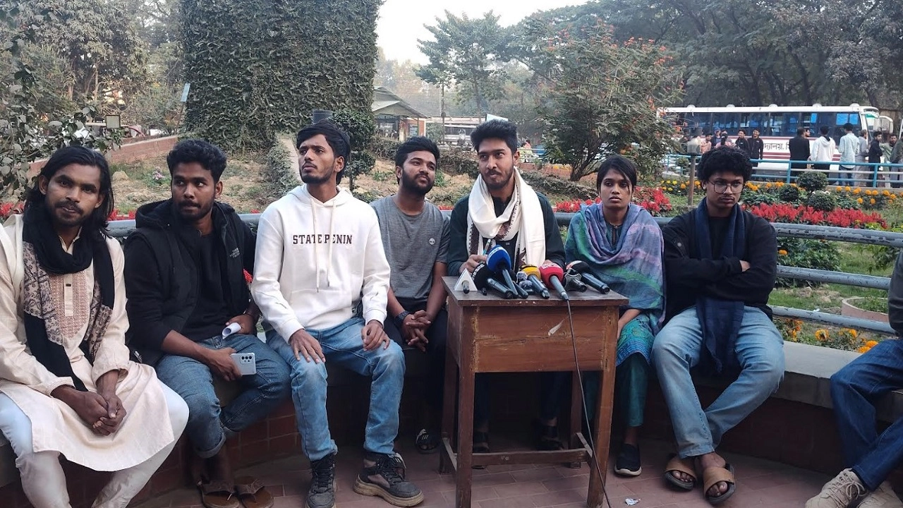 ছাত্রদল সমর্থিত ‘সম্মিলিত সাস্টিয়ান ঐক্য’ প্যানেল একাংশ। 