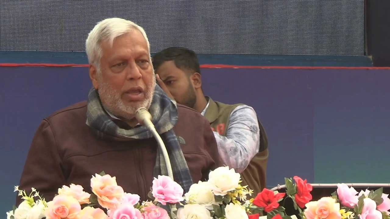 ভোটের গাড়ি উদ্বোধন অনুষ্ঠানে প্রধান অতিথির বক্তব্যে রাখেন বিদ্যুৎ, জ্বালানি ও খনিজ সম্পদ মন্ত্রণালয়ের উপদেষ্টা মুহাম্মদ ফাওজুল কবির খান