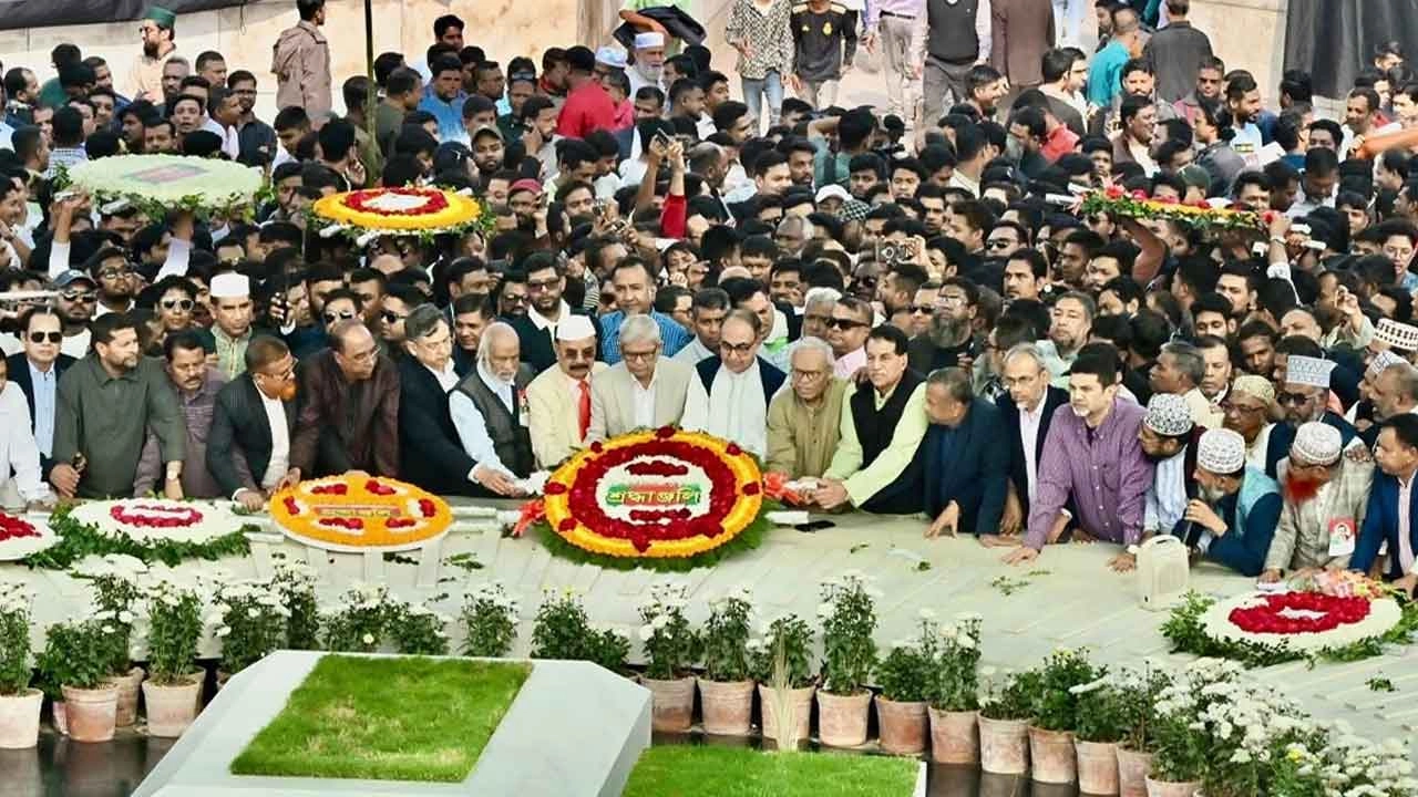 শহীদ জিয়াউর রহমানের সমাধিতে শ্রদ্ধা জানাল বিএনপি