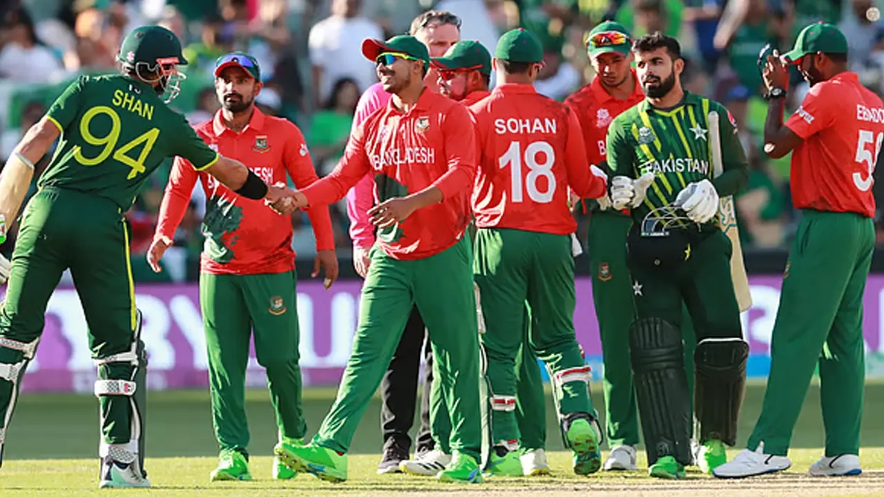 বাংলাদেশ ও পাকিস্তান ক্রিকেট দলের খেলোয়াড়