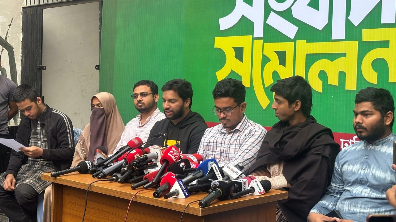 ঢাকা বিশ্ববিদ্যালয় কেন্দ্রীয় ছাত্র সংসদ (ডাকসু)-এর ভিপি সাদিক কায়েম