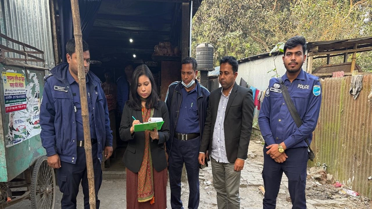 সদরপুরে ভ্রাম্যমাণ আদালতের অভিযান