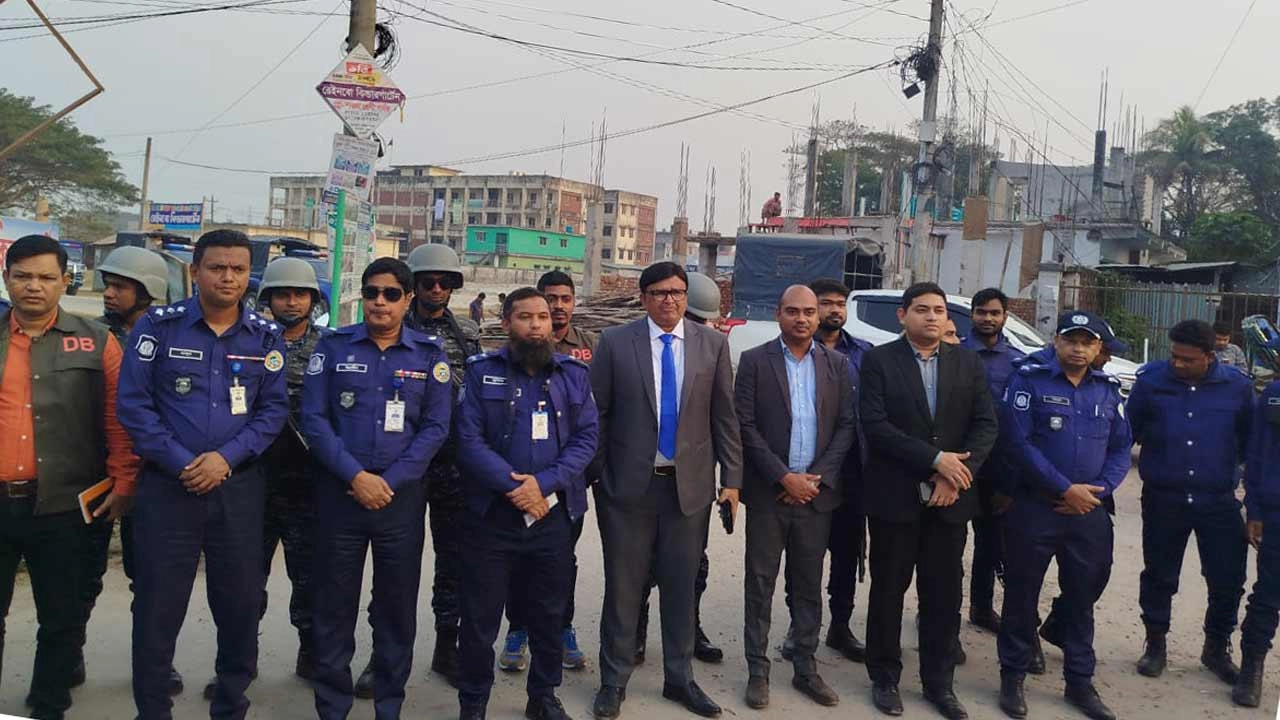 তালতলীতে আইনশৃঙ্খলা রক্ষায় বিশেষ যৌথ অভিযান