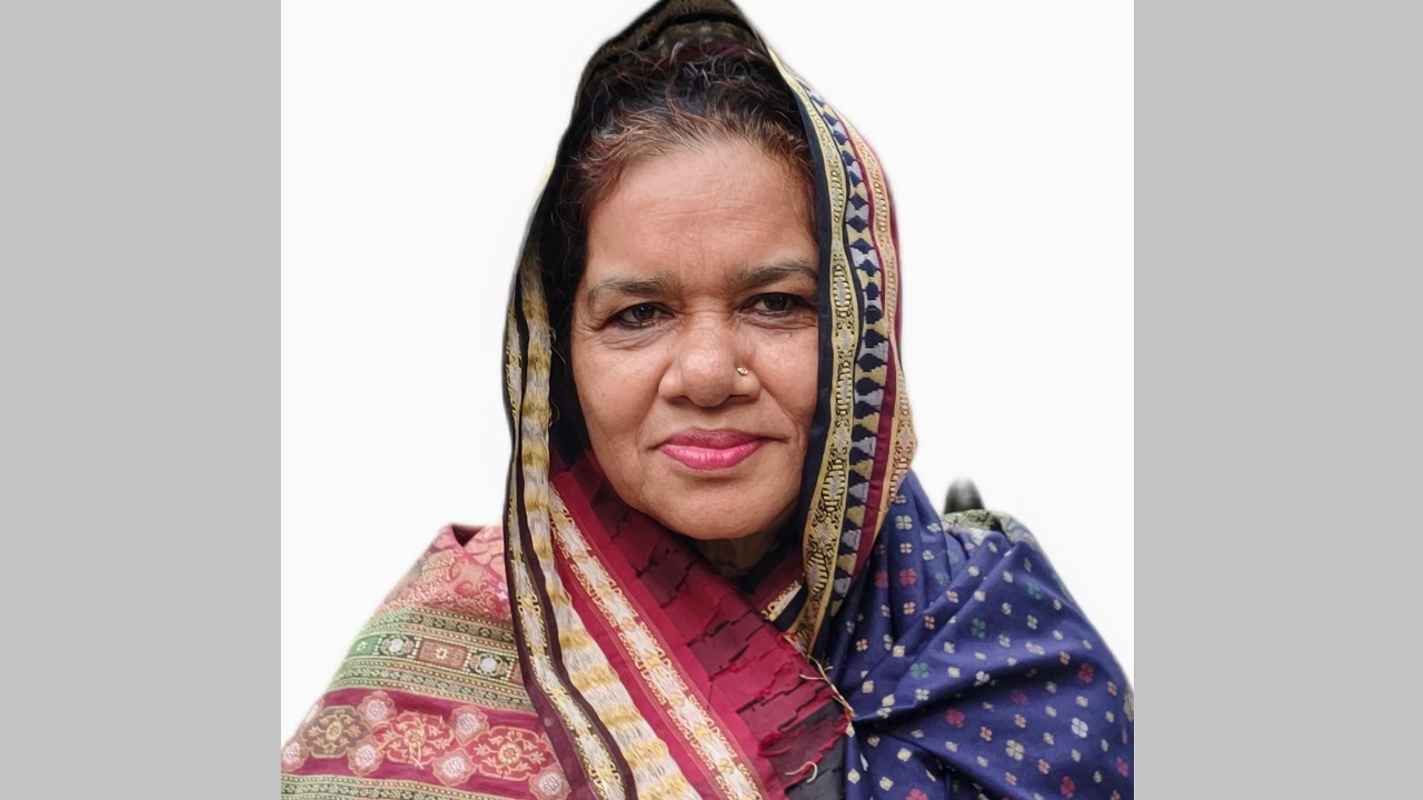 বাংলাদেশ লেবার পার্টির মনোনীত প্রার্থী নাসিমা নাজনিন সরকার