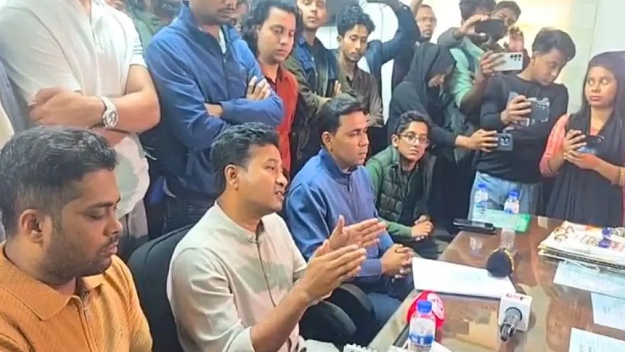 ডাকসু প্রতিনিধিদের বিরুদ্ধে অভিযোগ নিয়ে প্রক্টর অফিসে ছাত্রদল নেতারা