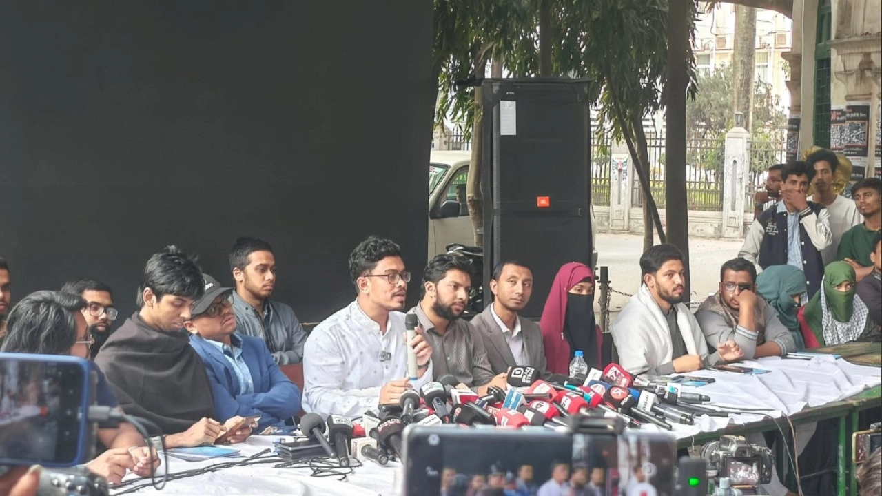 ঢাকা বিশ্ববিদ্যালয় কেন্দ্রীয় ছাত্র সংসদের ভিপি সাদিক কায়েম