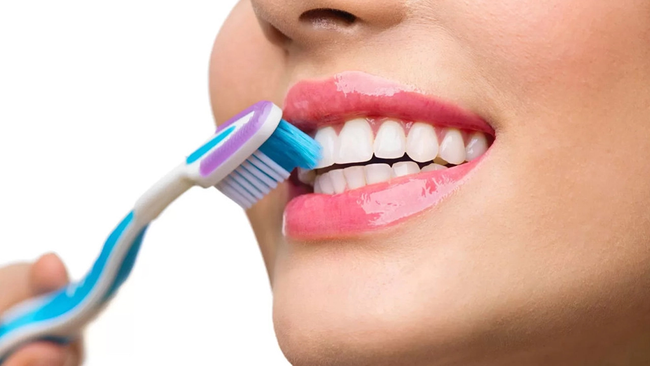 দাঁতের ছবি। ফাইল ছবি