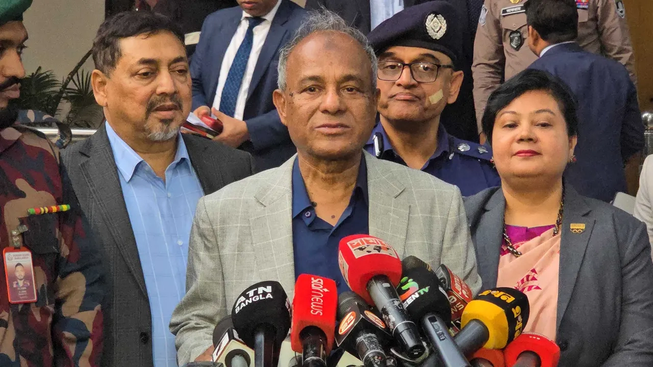 স্বরাষ্ট্র উপদেষ্টা মেজর জেনারেল (অব.) মো. জাহাঙ্গীর আলম চৌধুরী। ছবি: সংগৃহীত