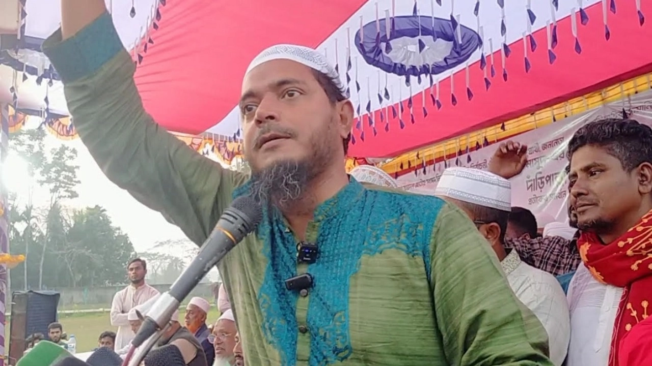 পটুয়াখালী-২ বাউফল আসনের দাড়িপাল্লা মার্কার প্রার্থী ড. শফিকুল ইসলাম মাসুদ।