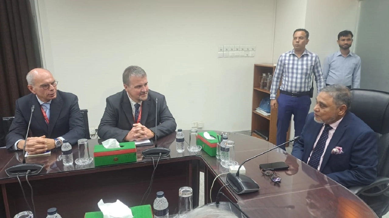 সিইসির সঙ্গে  ইইউ পর্যবেক্ষক দলের সাক্ষাৎ 