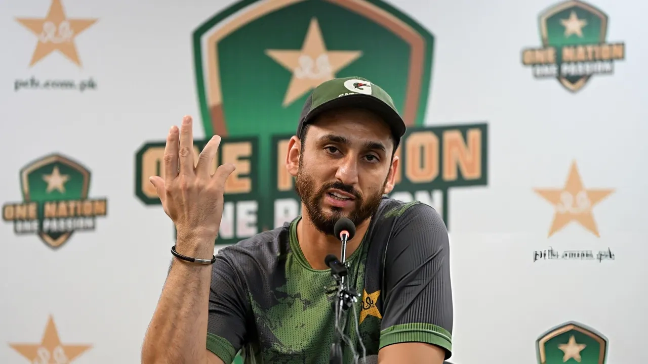 বিশ্বকাপে বাংলাদেশ না থাকা দুঃখজনক: পাকিস্তানের অধিনায়ক 