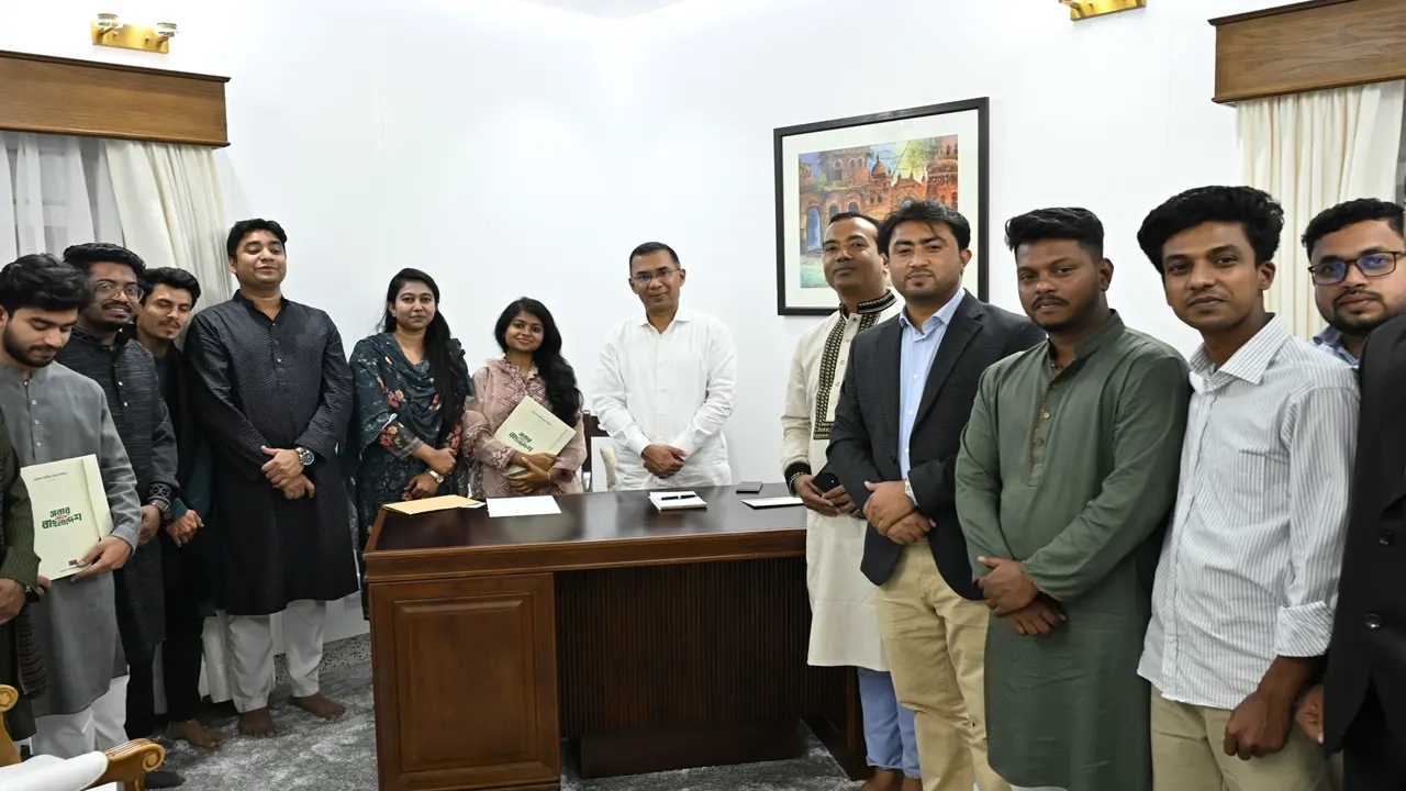 তারেক রহমানের সঙ্গে জাকসু ভিপি জিতুর সাক্ষাৎ