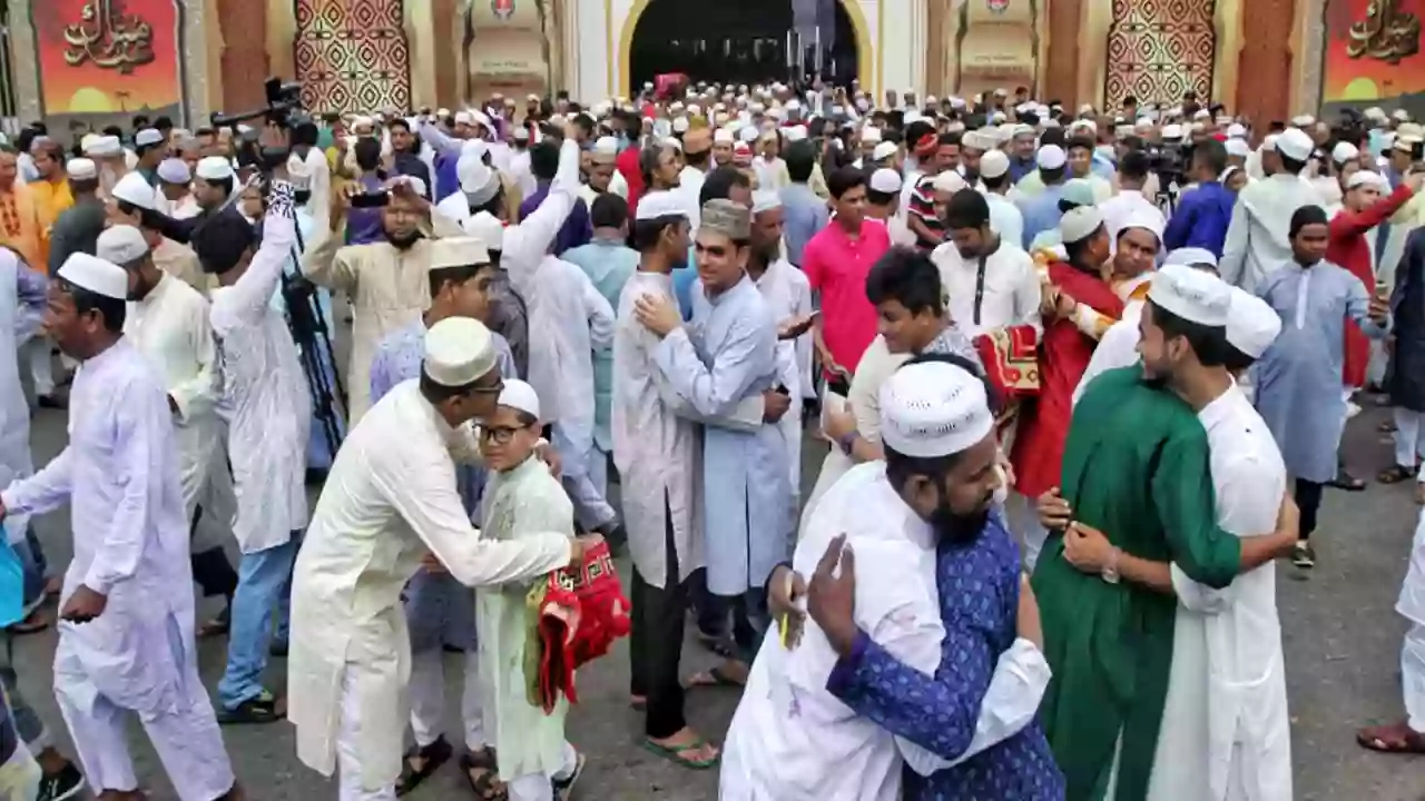 ঈদের নামাজের পর