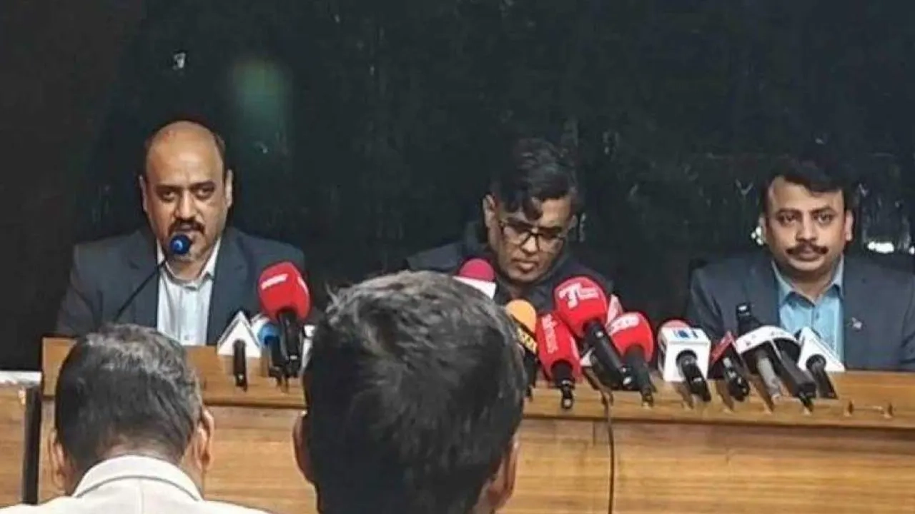 ‘পাশা’র নির্বাচন পর্যবেক্ষক কার্ড স্থগিত