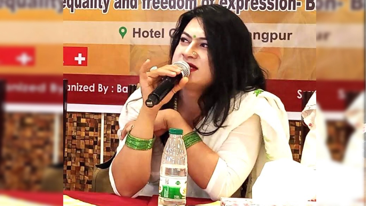 তৃতীয় লিঙ্গ রানী 